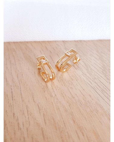 Boucles d'oreilles en plaqué or pendantes forme rectangle et oxyde de zirconium