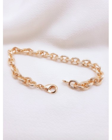 Bracelet en plaqué or avec maillons ovales satinés