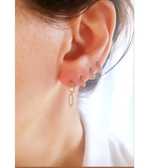 Boucles d'oreilles en plaqué or à 2 rectangles dont 1 serti d'oxydes de zirconium