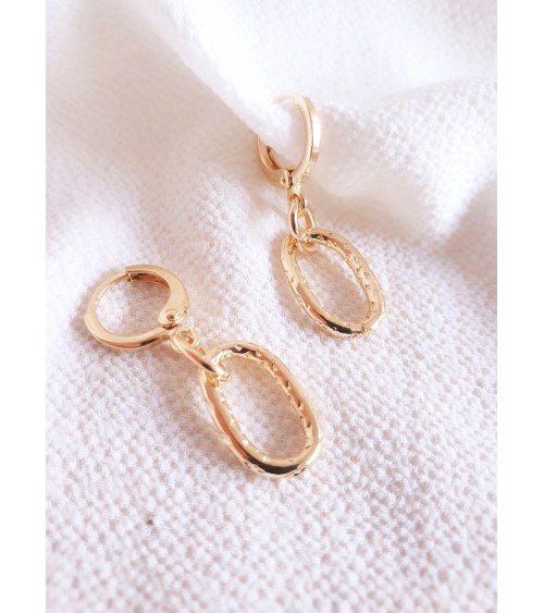 Mini créoles en plaqué or avec maillons ovales pendants