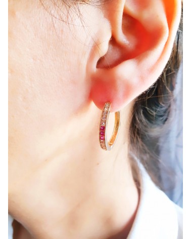 Boucles d'oreilles créoles en plaqué or et oxyde de zirconium rose