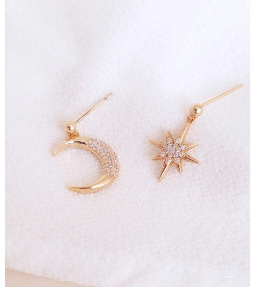 Boucles d'oreilles lune et étoile en plaqué or et oxyde de zirconium