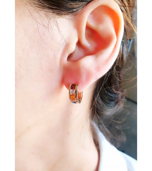 Boucles d'oreilles créoles en plaqué or avec oxyde de zirconium multicolore
