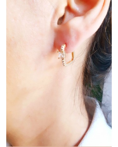 Boucles d'oreilles créoles en plaqué or de forme carré avec oxyde de zirconium