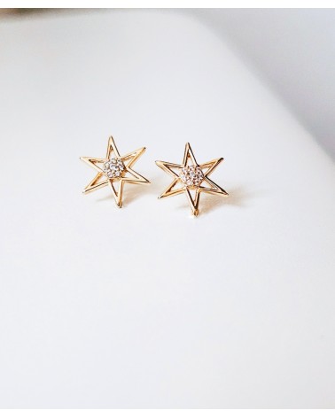 Boucles d'oreilles étoile en plaqué or et oxyde de zirconium au centre