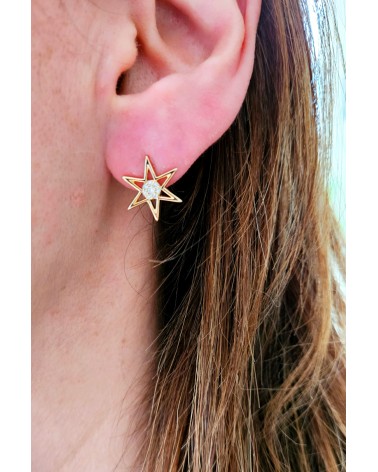 Boucles d'oreilles étoile en plaqué or et oxyde de zirconium au centre