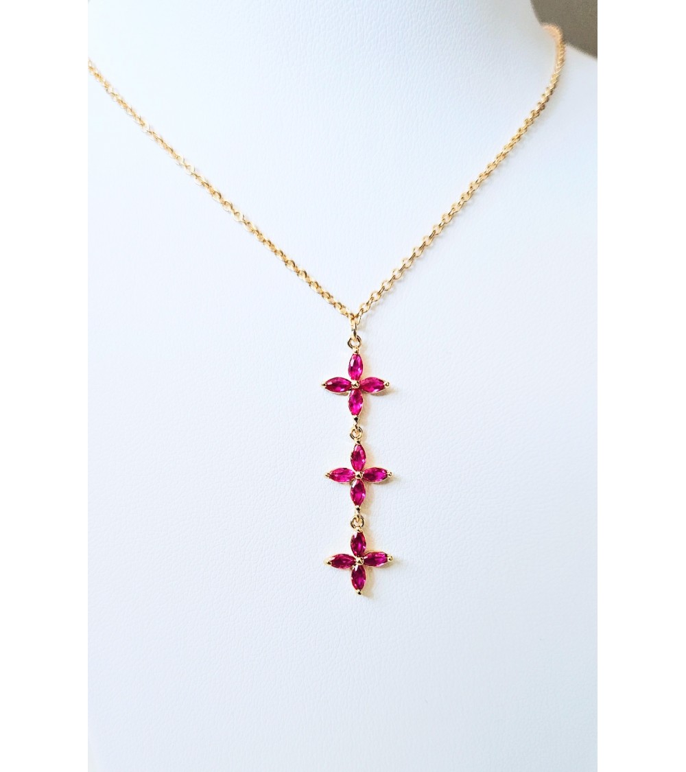 Collier en plaqué or et trio de fleurs en verre couleur fuchsia