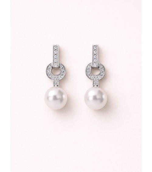 Boucles d'oreilles en argent 925/1000 rhodié avec anneau serti d'oxydes de zirconium  et perle synthétique