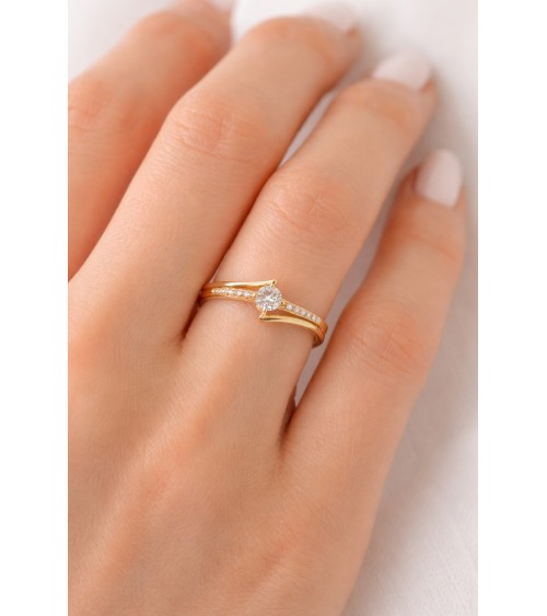 Bague solitaire double rangs lisses en plaqué or et un rang avec oxydes de zirconium