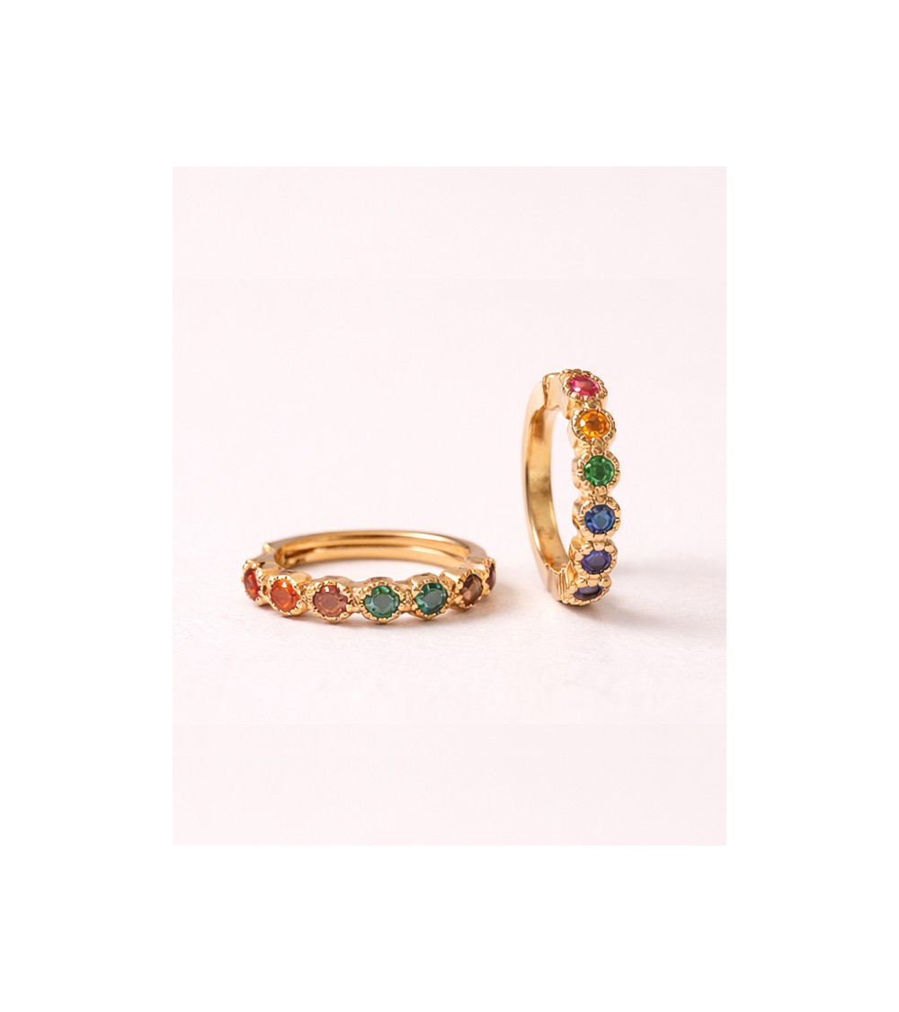 Mini créoles en plaqué or serties d'oxydes de zirconium multicolores