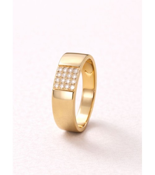 Bague anneau large avec un carré en oxydes de zirconium