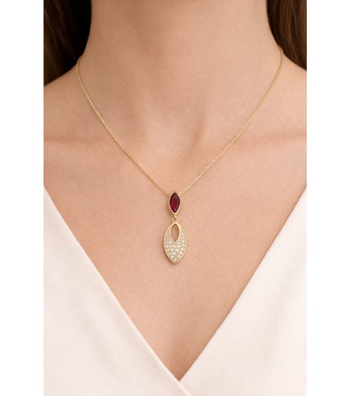 Collier forme amande en plaqué or, oxydes de zirconium et verre couleur rubis