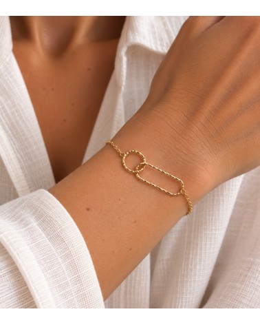Bracelet en plaqué or à deux anneaux striés entrelacés