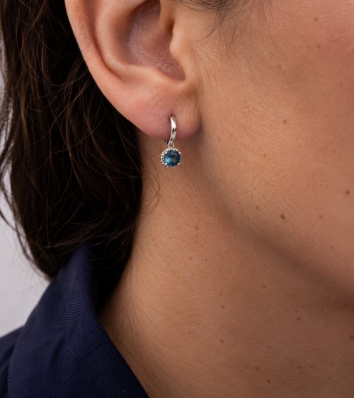 Petites créoles en argent 925 rhodié et pierre couleur bleu London