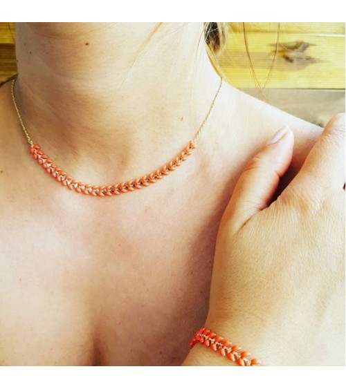 Bracelet "épi" en plaqué or et émail de couleur orange, en longueur 17 cm + 3 cm de chaîne d'extension