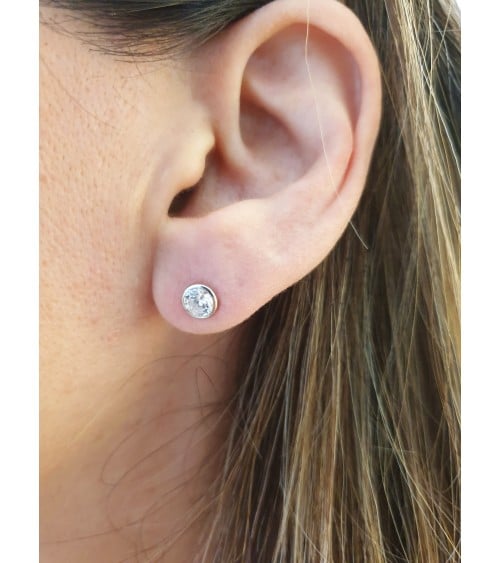 Boucles d'oreilles en argent 925/1000 rhodié serties clos avec oxydes de zirconium blancs, avec poussettes (diamètre 5 mm)