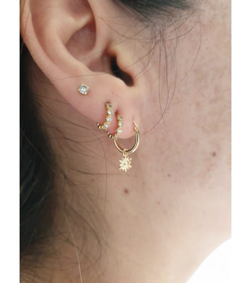 Boucles d'oreilles mini créoles en plaqué or et oxydes de zirconium, avec poussettes