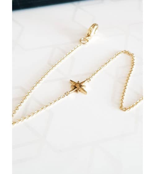 Bracelet en plaqué or avec motif étoile, en longueur 18 cm ajustable