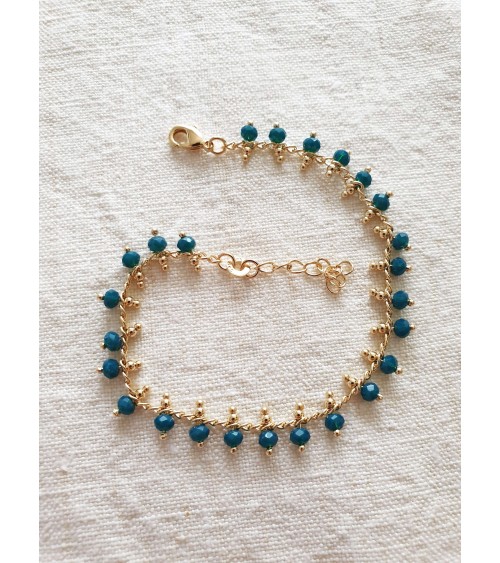 Bracelet en plaqué or avec pampilles en pierres bleu canard (longueur 17 cm + extension 3 cm)