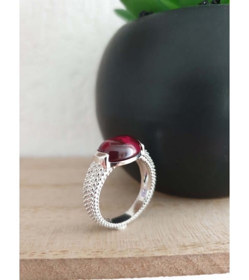 Bague "picot" avec pierre de synthèse rouge, en argent 925/1000 rhodié